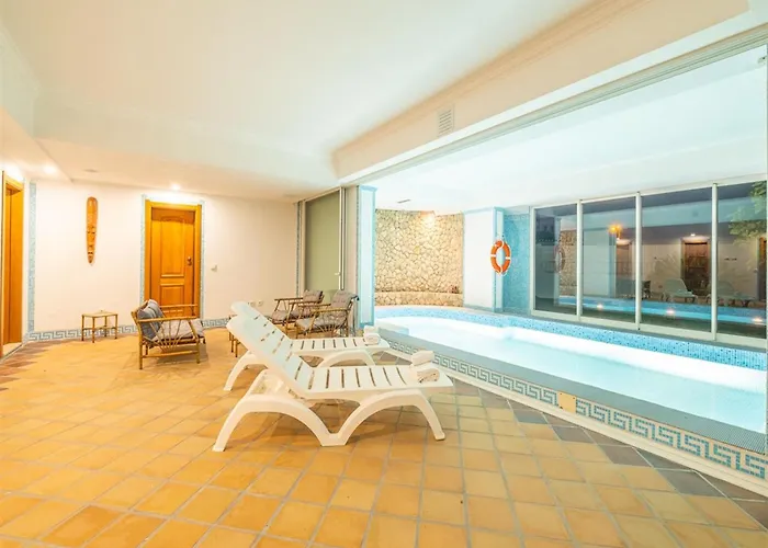 Luxury W Stunning Sea Views Marina Villa *