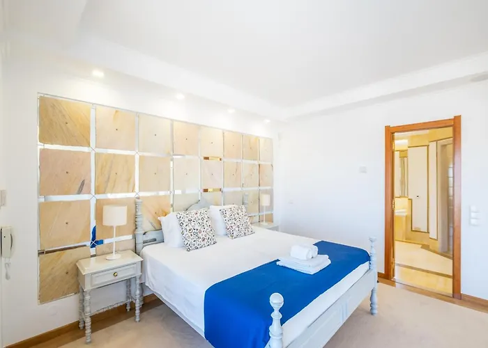 Luxury W Stunning Sea Views Marina Villa Albufeira