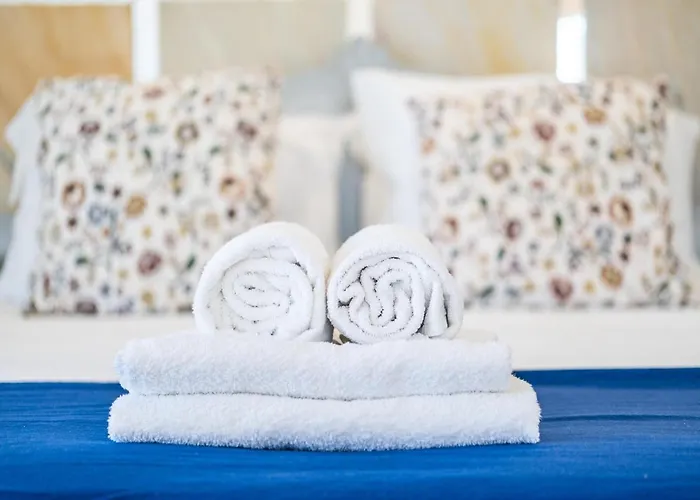 Luxury W Stunning Sea Views Marina Villa *