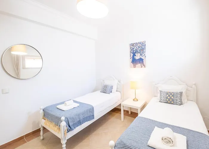 Luxury W Stunning Sea Views Marina Villa Albufeira